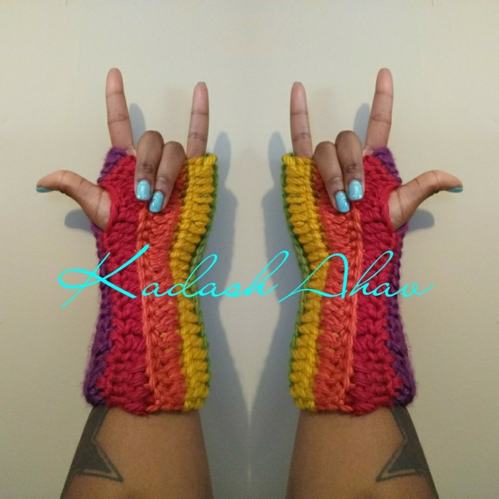 Chakra Fingergless gloves
